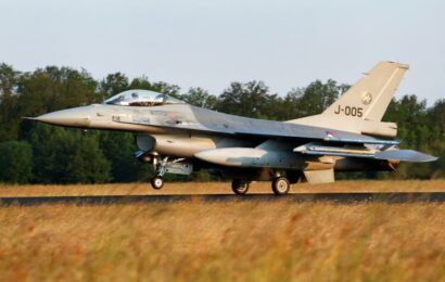 Biden schválil výcvik ukrajinských pilotů pro F-16, podle Kyjeva by mohl začít ještě v srpnu