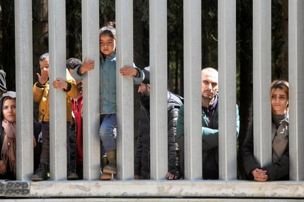 Migrační tlak na východ Polska roste. Varšavu už kritizuje i Německo