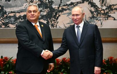 Putin se setkal s Orbánem. Není jasné, kdo schůzku v Číně inicioval