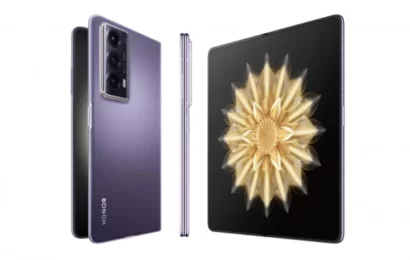 Honor u nás začal prodávat Magic V2, velmi tenký skládací smartphone