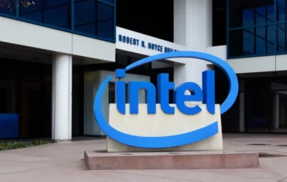 Intel loni přišel o miliardy dolarů. Do zisku se má dostat s novou technologií v roce 2027