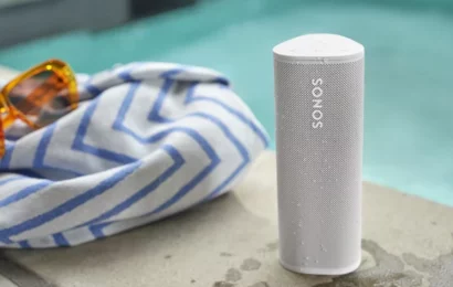 Sonos představil nový a univerzálnější bezdrátový reproduktor Roam 2