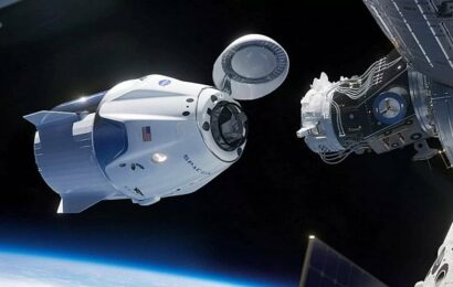 SpaceX se postará o konec ISS. Mezinárodní vesmírnou stanici navede do atmosféry, kde shoří