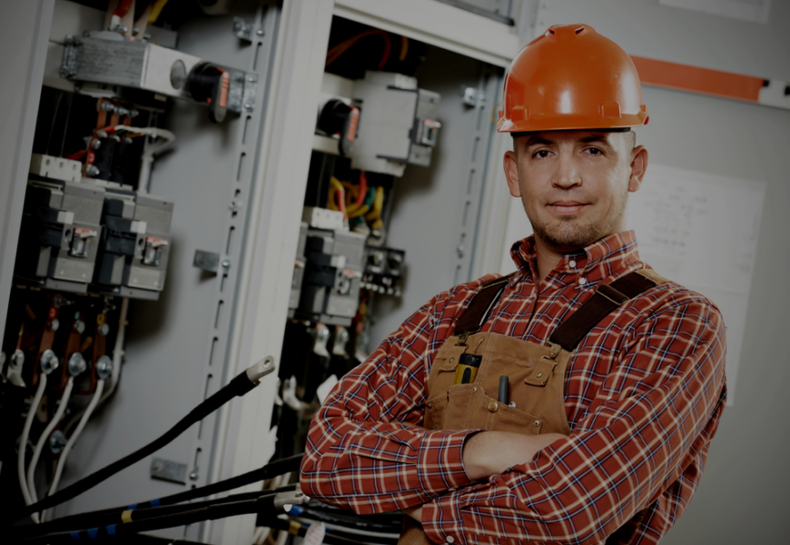 Final exams for electricians at the Academy: preparation for a professional career